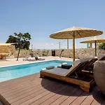Vanta Villa Drios
